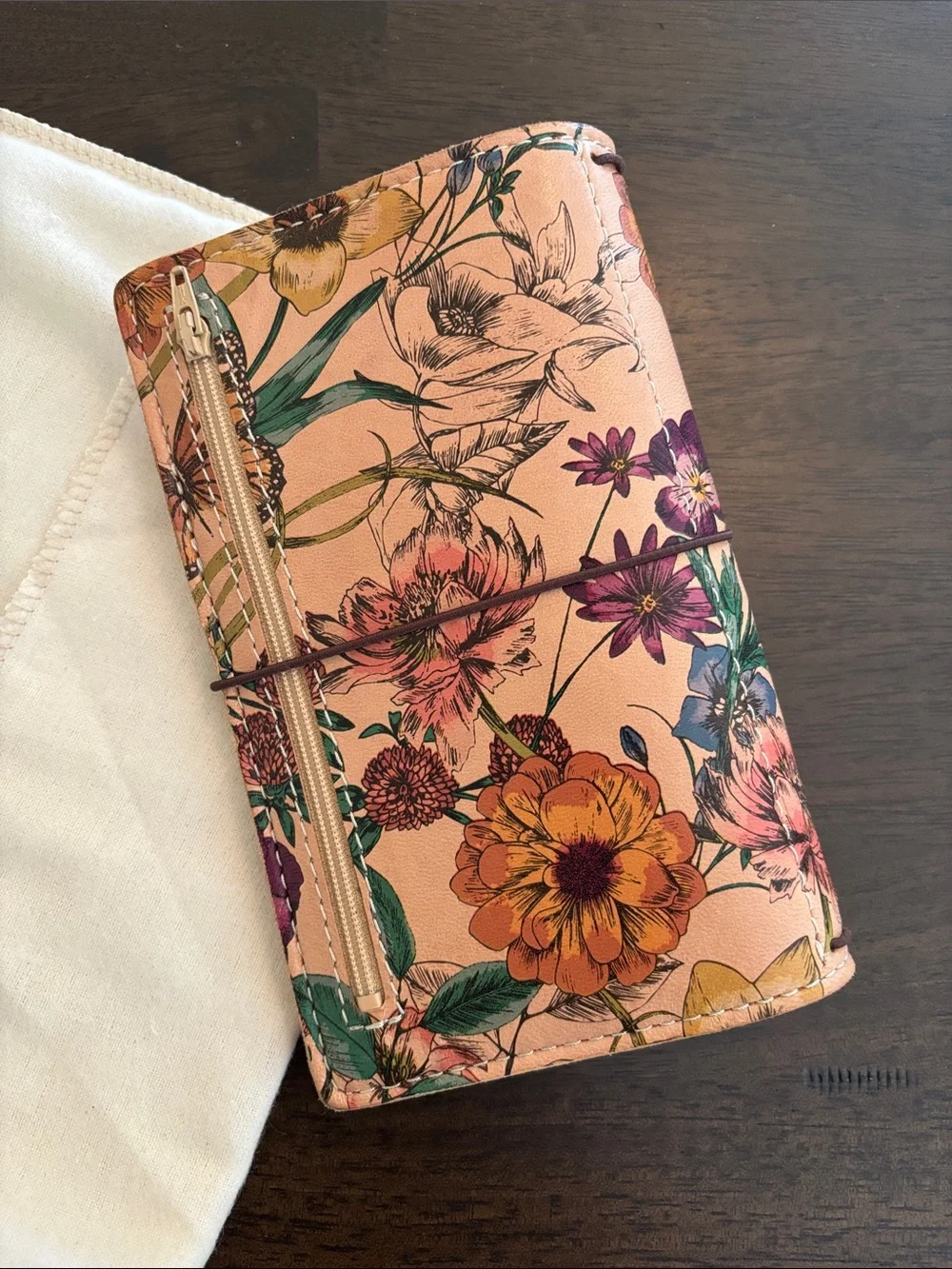 Chic Sparrow Sidekick Vintage Floral Leather Personal Size Cover Like New - Picture 7 of 16